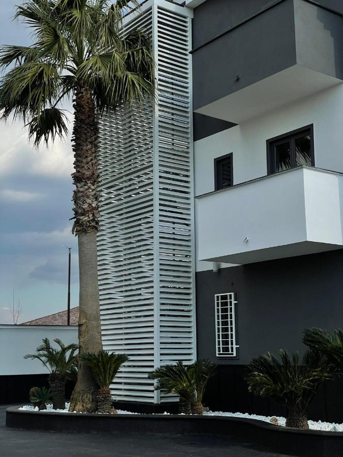 ג'וליאנו אין קאמפאניה Hotel Cristian מראה חיצוני תמונה