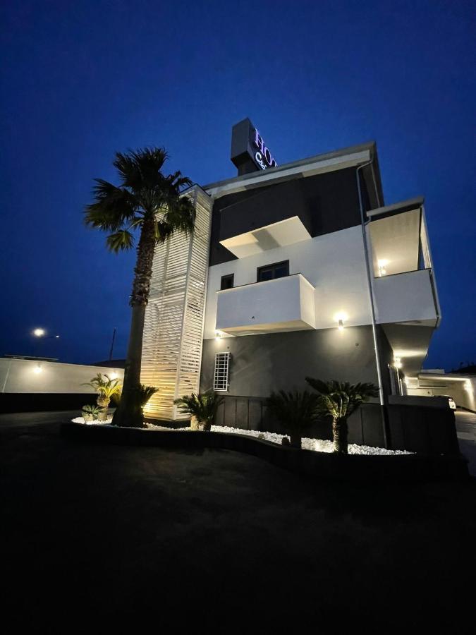 ג'וליאנו אין קאמפאניה Hotel Cristian מראה חיצוני תמונה