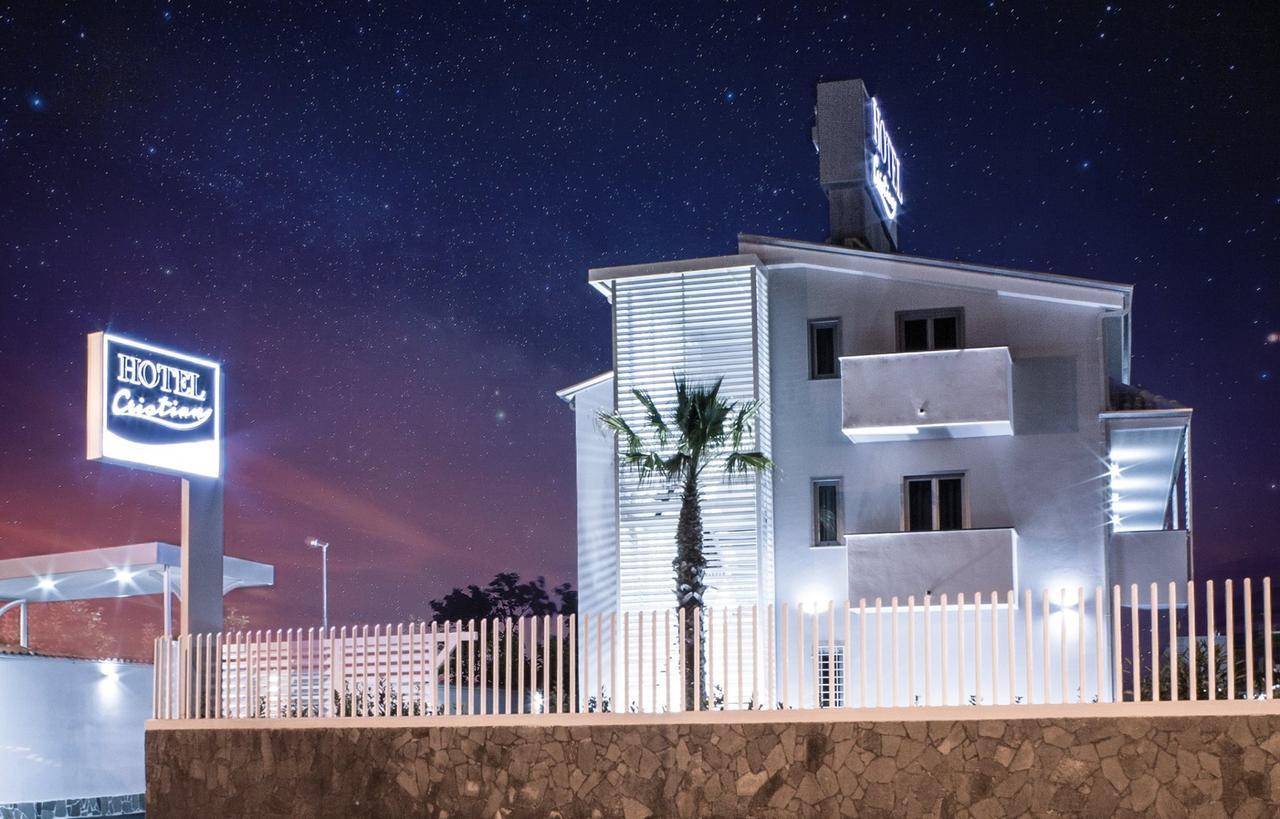 ג'וליאנו אין קאמפאניה Hotel Cristian מראה חיצוני תמונה